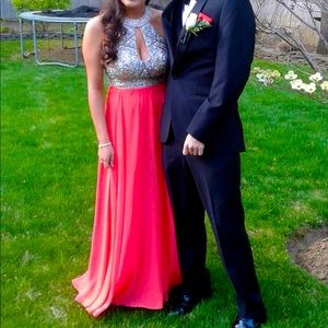 beautiful long rhinestone prom dress!!